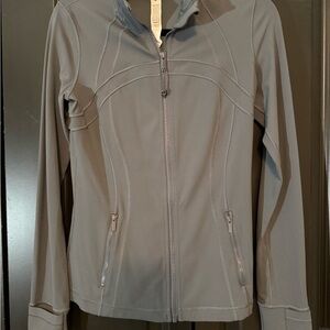 Define jacket -lululemon
